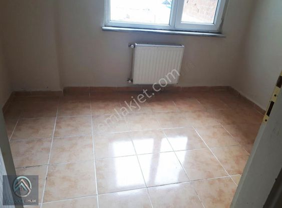 Barbaros Mahallesi Türkmenin Kahvesi Mevkiinde Satılık 3+1