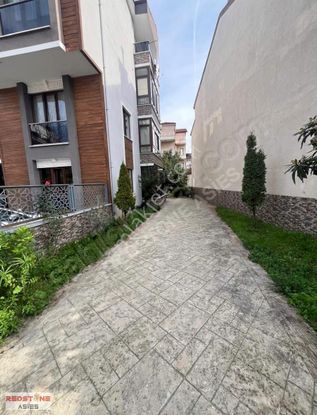 Asies'ten Yenişehir'de Site İçinde 1+1 Kiralık Daire