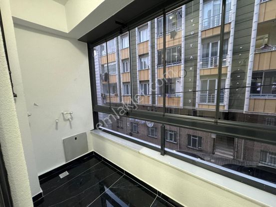 Esenyurt Üçevler Mah 3+1 Sıfır Oturuma Hazır Lüx Satılık Daire