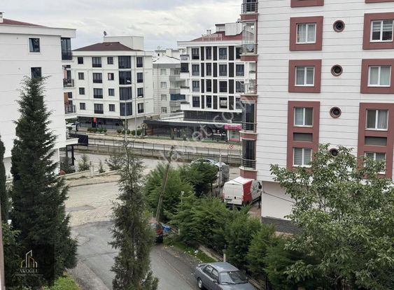 Körfez Mahallesin'de Tramvaya Çok Yakın Eşyalı Kiralık 1+1