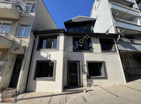 Silivri'nin Göbeğinde Deniz Manzaralı Sıfır Villa