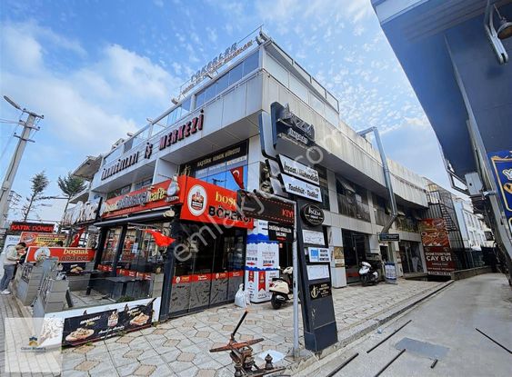 Yeşilova İmamoğulları İş Merkezinde Kiralık Ofis 32 M2
