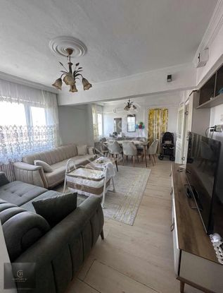 Satılık 3+1 Daire İhsaniye Mah. Kurtuluş Caddesi Üzeri