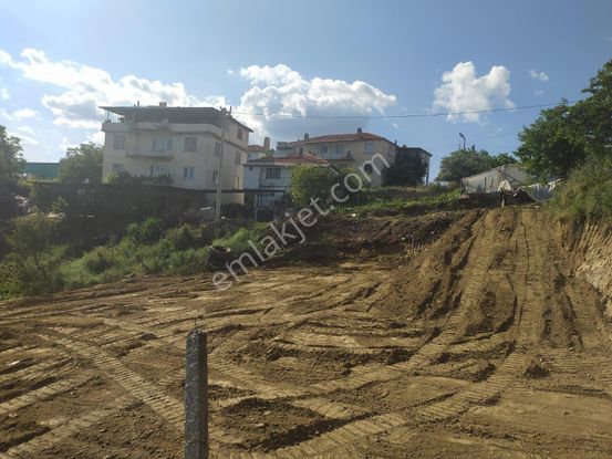 Manisa Gördes İlçesi Çiğiller Mah. 2 Kat İmarlı Arsa