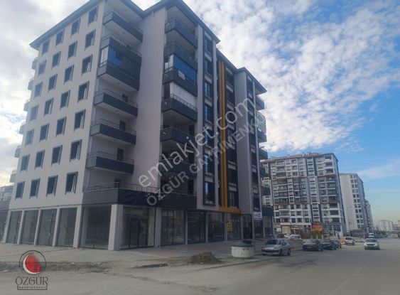 Özgür'den Tecde'de De*pr*em Sonrası Geniş Lüks 3+1 Satılık Daire