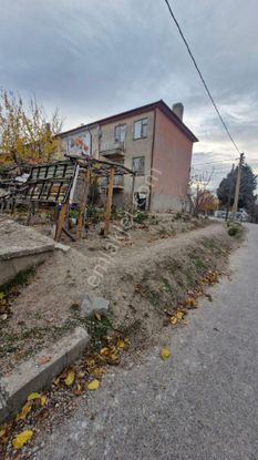 Köşe Parsel Müstakil