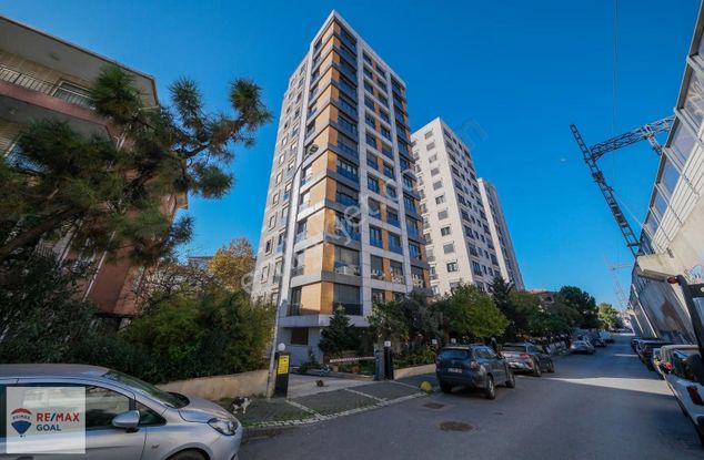 Remax Şirvan'dan Kadıköy'de 4+1 Deniz Manzaralı Satılık Dublex