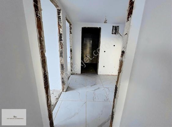 Elif Emlak'tan Satılık 2 + 1 13 Kat Full Manzaralı Daire