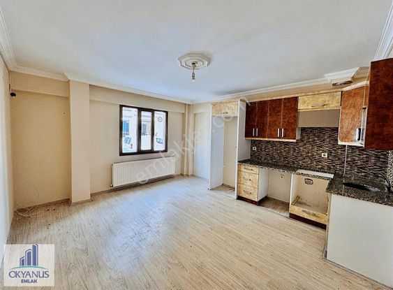 Denizbank - Müftülük Civarı 1+1, Bahçeli- Balkonlu