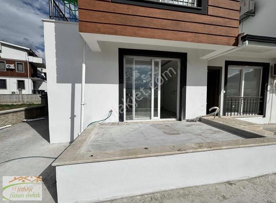 Füsun Emlak'tan Müstakil Girişli Yeni 1+1 Daire Kiralıktır