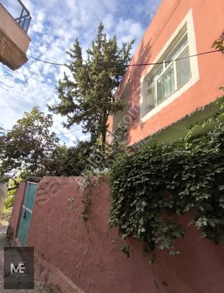 Maride Emlak`tan Stadyum Arkası Satılık 2 Katlı 6 Odalı Ev
