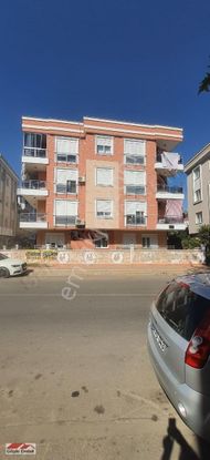 Ahatlı Da İ.b.z.t Cadde Üzerinde 2+1 Ayrı Mutfak Dükkan Olabili