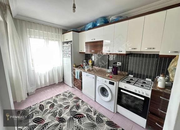 Teomanpaşa Mah 2+1 2.kat Cuma Pazarı Dibinde