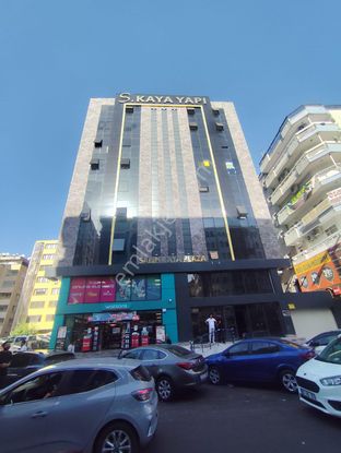 Ofis Salih Kaya Plazada 1+1 Fırsat Büro