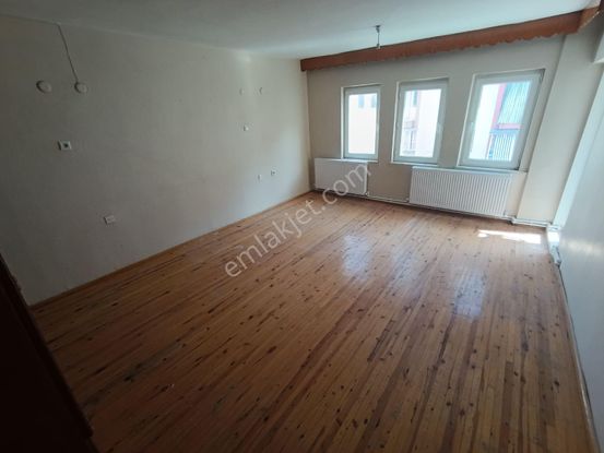 Blokyapı'dan Meska'da Bireysel Kombili 2+1 Ara Kat Kiralık Daire