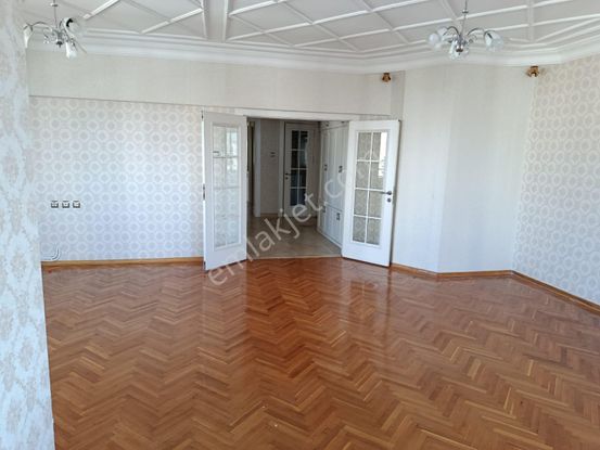 Sahibinden Şehir Merkezinde Asansörlü 3+1