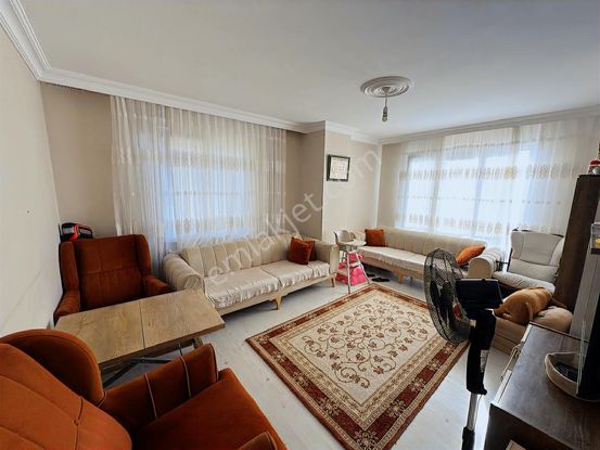 3en Gayrimenkul Kartal Karlıktepede Satılık 2+1 75 M2 Net