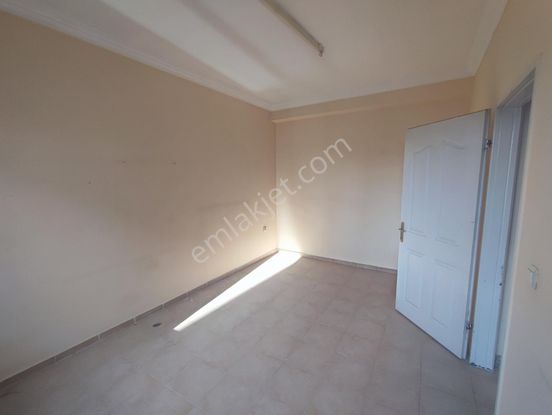 Tıp Fakültesi Civarı, Satılık 1+1 Stüdyo Daire