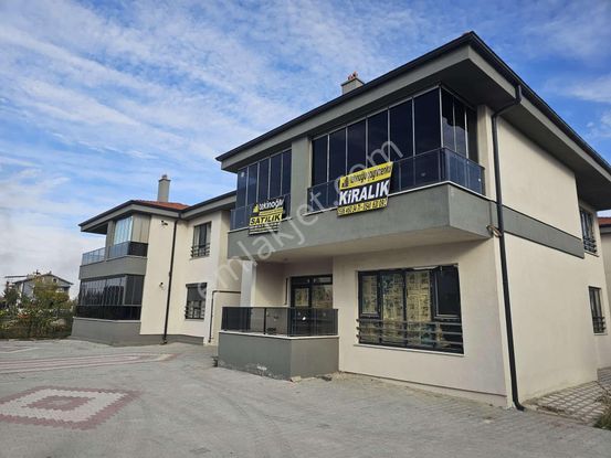 🏘️💎 Bahçeşehir'de Yaylapınar Cad Yakın 4+1 110 M² Kiracılı Satılık