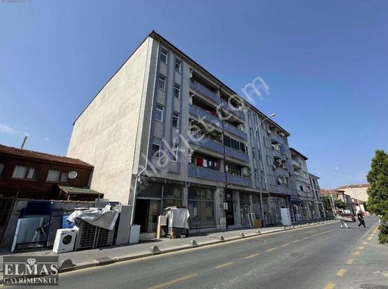 Adapazarı Patates Hali Cadde Üzerinde Kiralık 3+1 Daire