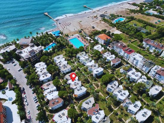 Konaklı Başkent Tatil Sitesinde Satılık 2+1 Daire – Denize Sıfır, Jeneratörlü Aktiviteli