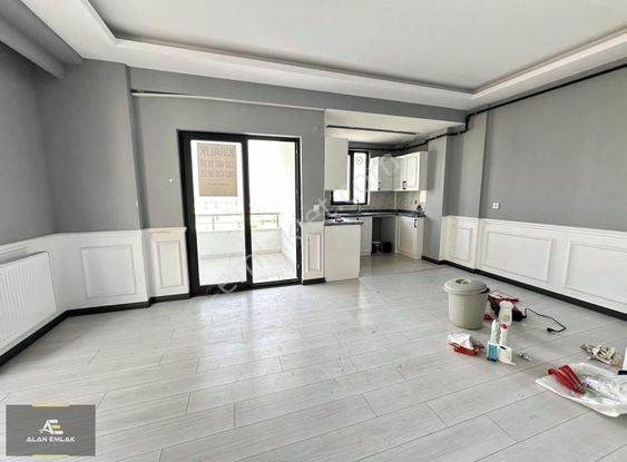 Alan Emlak; Deniz Manzaralı, Ultra Geniş, Ara Kat 1+1 Daire