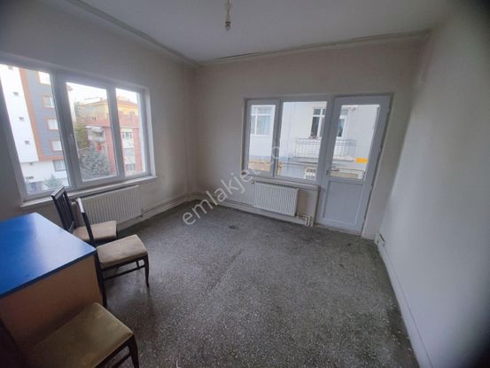 Global'den Çarşı İçi Adliye Yanında Kiralık Uygun Fiyata 3+1 Daire