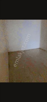 K Terminale Giderken 2 Katlının 1 Katı Çarşıya Yürüme Mesafe