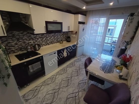 Keçiören Yükseltepe'de Asansörlü En Üst Katta Satılık 3+1 Daire