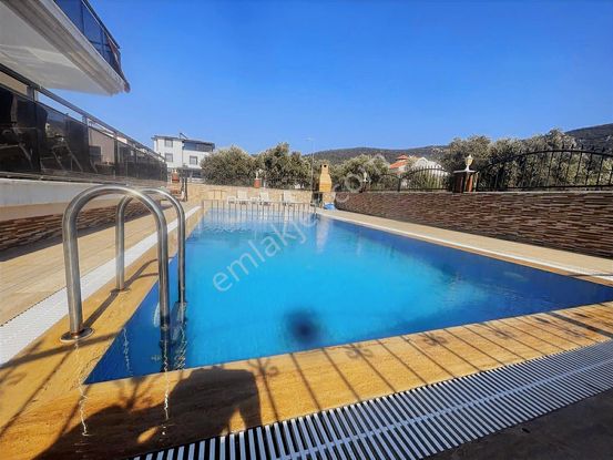 Didim Akbük'te 468 M² Arsa İçinde 5+1 Havuzlu Villa