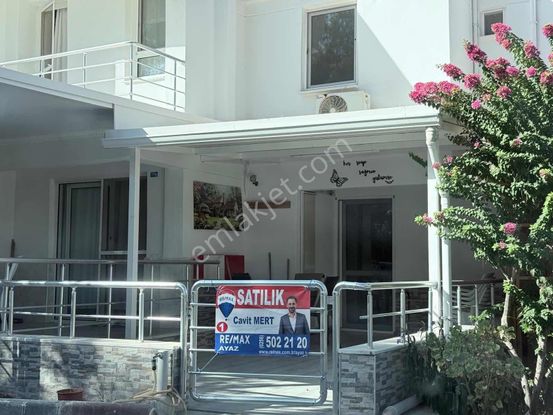 Didim Akbük'te Denize Sıfır Site İçerisinde 3+1 Eşyalı Yazlık