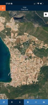 Didim Akbük Merkezde Köşe,yanı Yeşil Alan Arsa