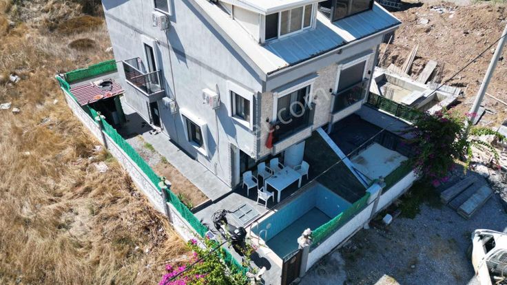 Didim Hisar Da Satılık Villa 3+1 2 Banyolu Ayrı Mutfaklı Havuzlu