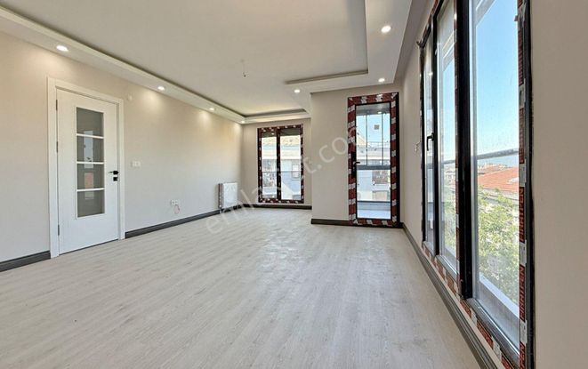 Weal World' Den Bahçelinizam Da, K.otoparklı, 3+2, Çift Girişli, Sıfır Dubleks ...