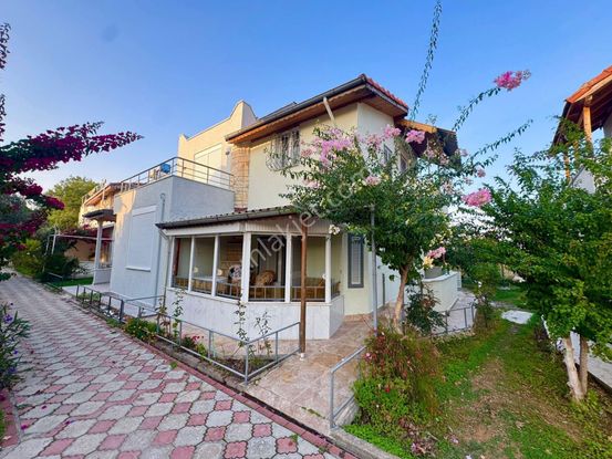 Alanya'da Denize 350 Mt. Mesafede 2+1 Bahçeli Satılık Villa