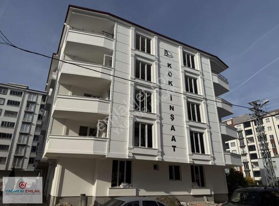 Yağmur Emlak'tan Satılık 2+1 Süper Konum Lüks Daire