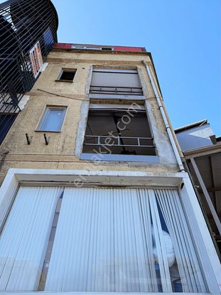 Yenibosnada İmalata Uygun 2500m2 İş Hanında Katlar