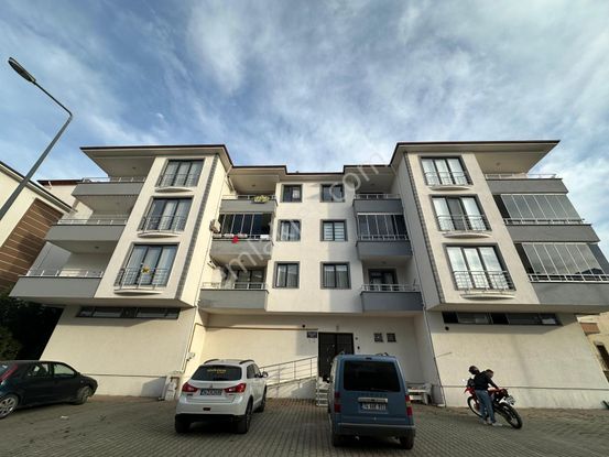 Bilgin Emlaktan Karaköyde Geniş 2+1 Kiralık Daire