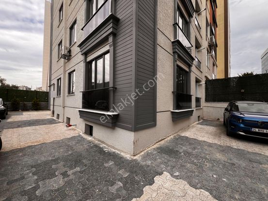 Satılık Kartal'da E-5 Yanı Yeni 2+1 Metroya 5 Dakika Yerden Isıntmalı