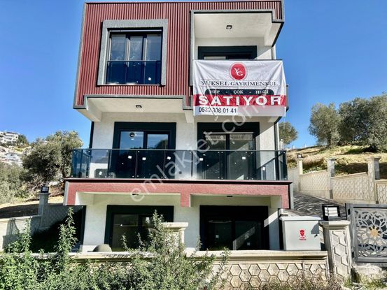 Yetkisi Yüksel'den Denize 200 Mt Tam Müstakil 4+1 Satılık Fırsat Villası