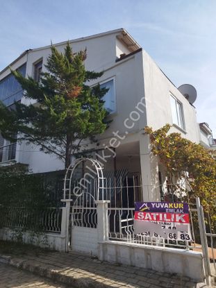 Didim Efeler De Merkezi Konumda 5+1 Müstakil Bahçeli Ve