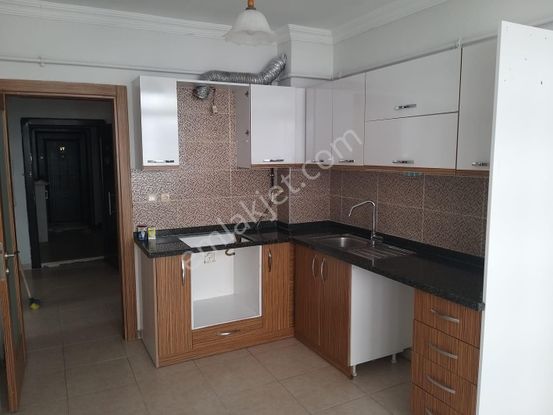 Tekerek Mahallesinde Geniş Kiralık 2+1 Kiralık Daire