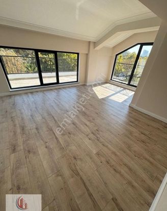 Bahçelide Yeni Bina 4+1 Teraslı Dubleks