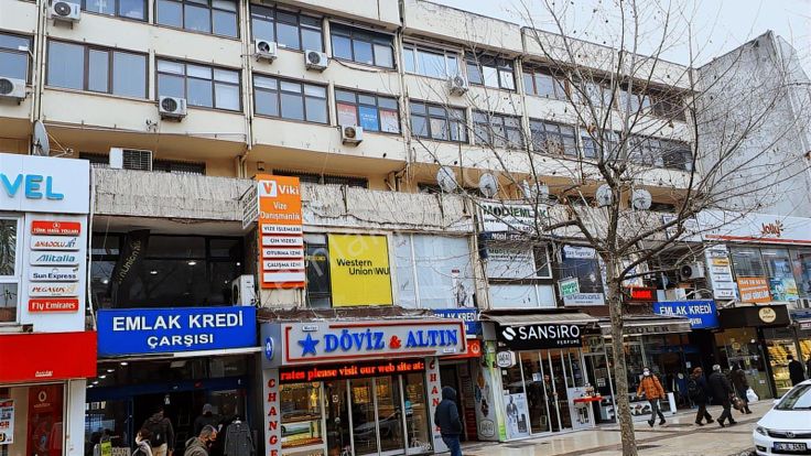 Üsküdar Meydanda 35 M2 Ofis