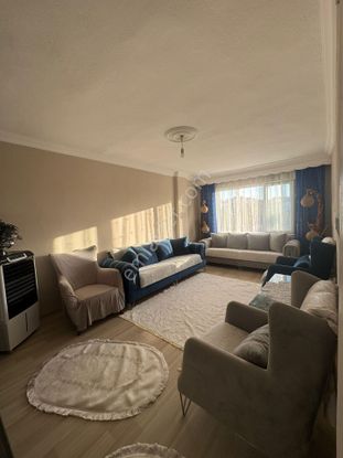 Hıdıraga Mah Kat 3 2+1 95 M2 25 Yasında Balkonlu Asansör Yok 1,330 Bın