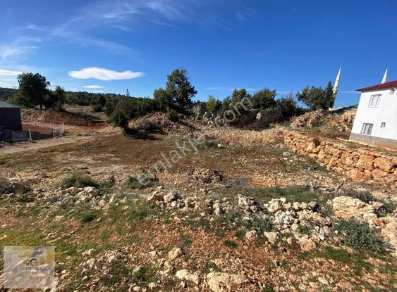 Mersin Erdemliye 29km Mesafede 532m2 Yatırımlık Villa Arsası