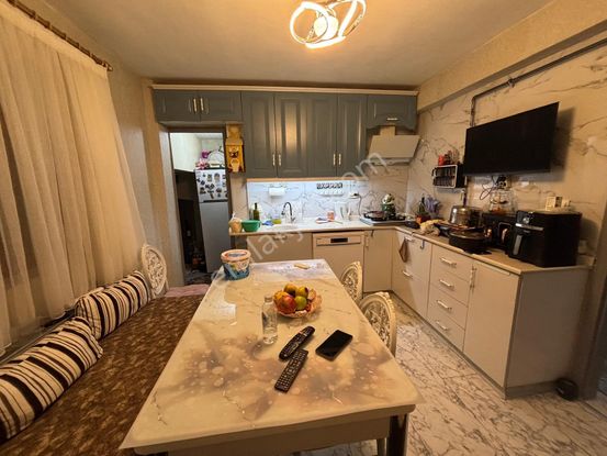 Atapark Mahallesin'de Kat Konumunda 2+1 Daire