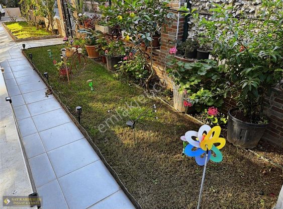 Ürkmez De Satılık 2+1 Denize 600 Metre Bahçeli Yazlık Daire