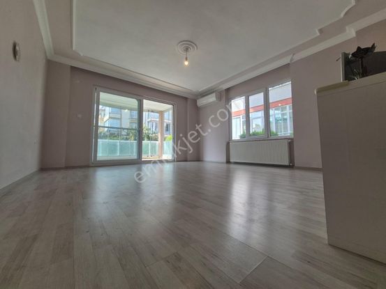 Sabri Pınarbaşı'dan Akçay'da Satılık Geniş Öncephe 3+1 Daire