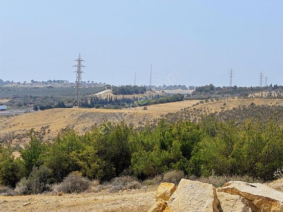 New Form'dan Buluklu'da Otoban Üstü 16.500 M² Satılık Tarla